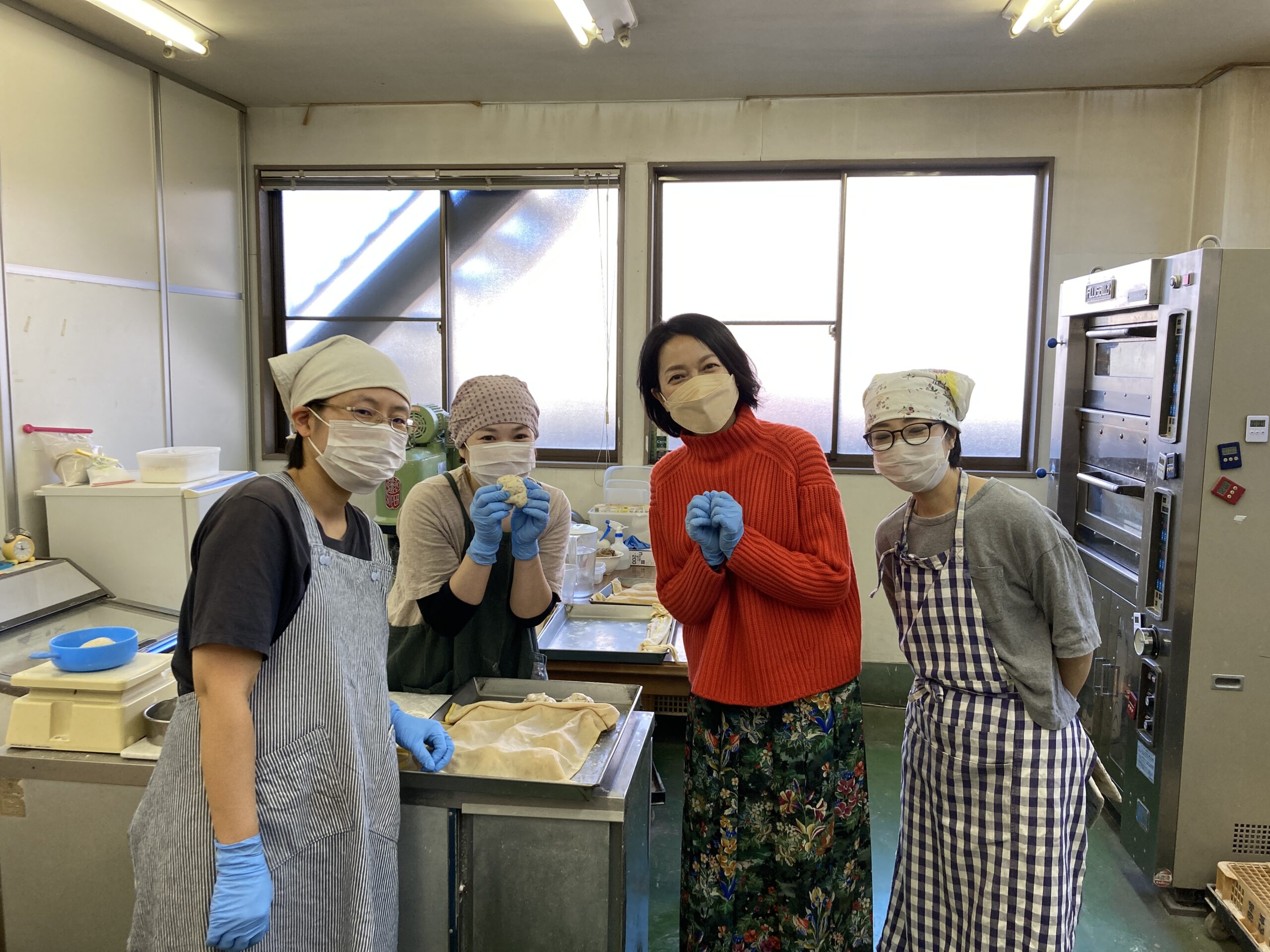 女優・羽田美智子さんとベーグル作り
